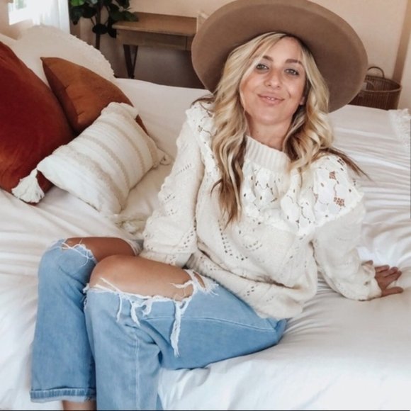 Bohemian Sweater - Beige - Picture 3 of 7